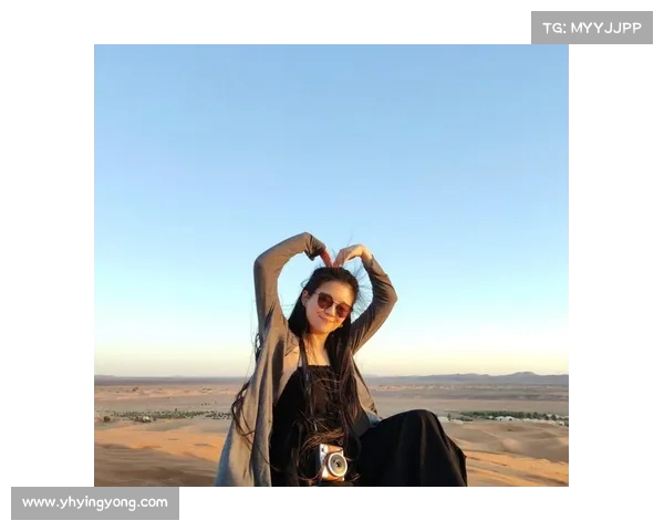 杨丽萍外甥女小彩旗晒英国大学毕业照,蜕变成为焦点人物(杨丽萍侄女小彩旗现状) 杨丽萍外甥女小彩旗晒英国大学毕业照,蜕变成为焦点人物(杨丽萍侄女小彩旗现状)
